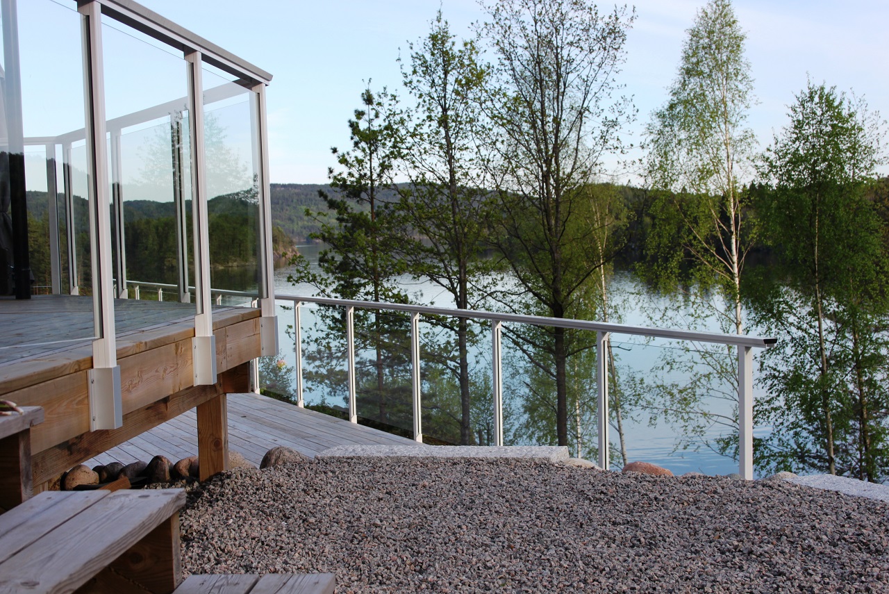 Aluminiumsrekkverk slider.jpg